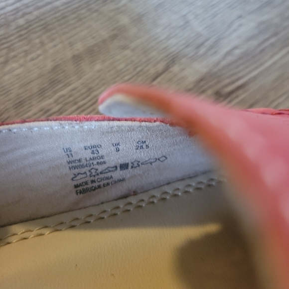 Hush Puppies Chowchow perforated mules size 11 - Picture 7 of 8